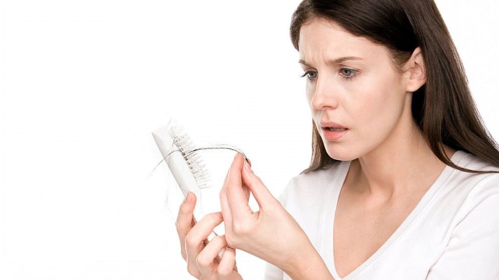 علاج تساقط الشعر للسيدات