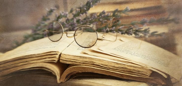 أشهر كتاب الروايات في مصر